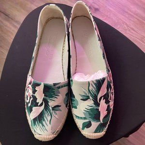 Burberry Hodgeson Green Floral Espadrille Size 37 - Box Included